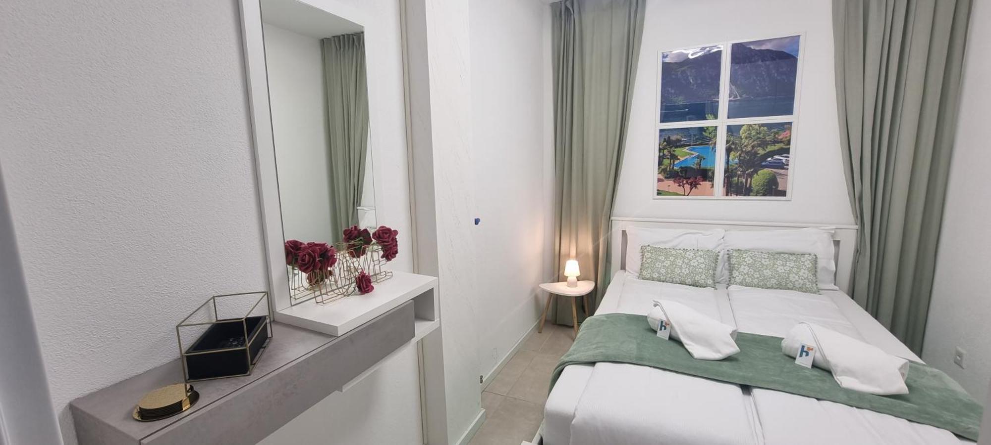 Relax-Lugano Lake Bissone Ngoại thất bức ảnh